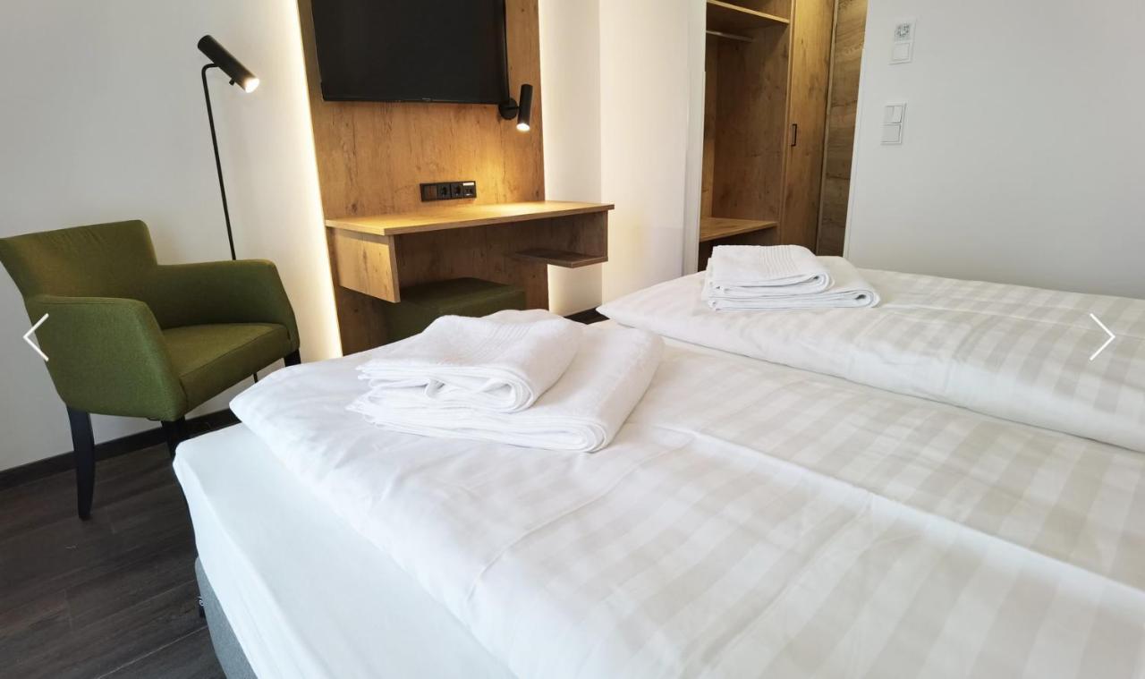 Waldschloessl Hotell Bruckmühl Eksteriør bilde