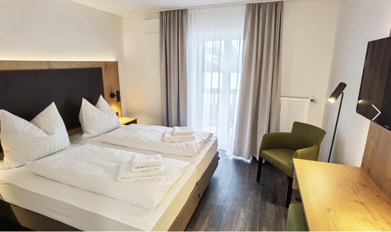 Waldschloessl Hotell Bruckmühl Eksteriør bilde